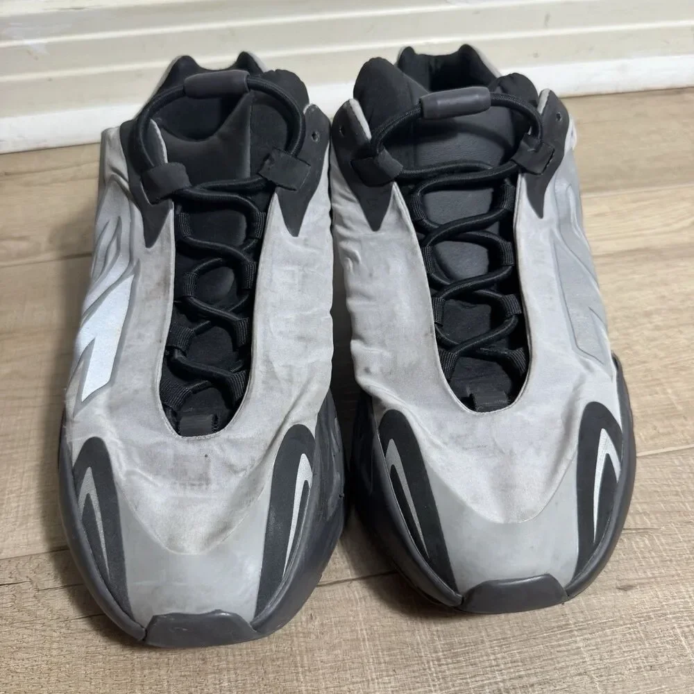 adidas Yeezy Men’s 8.5 Boost 700 MNVN Metallic GW9524 Black Sneakers Authentic